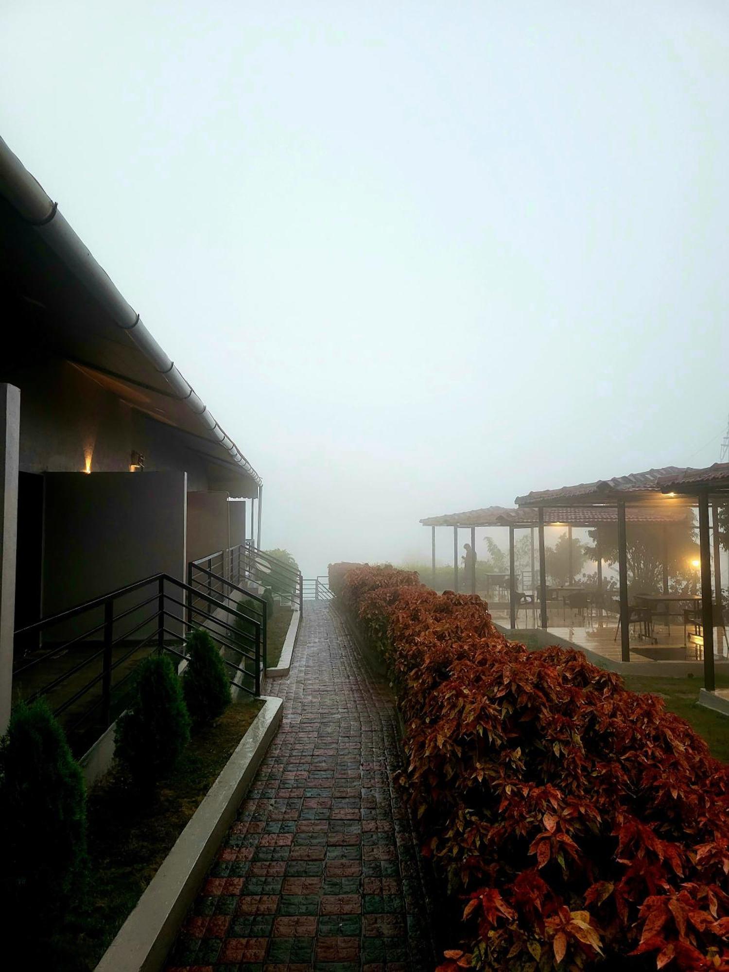 Vayu Resort - Kas Pathar Kanera Luaran gambar