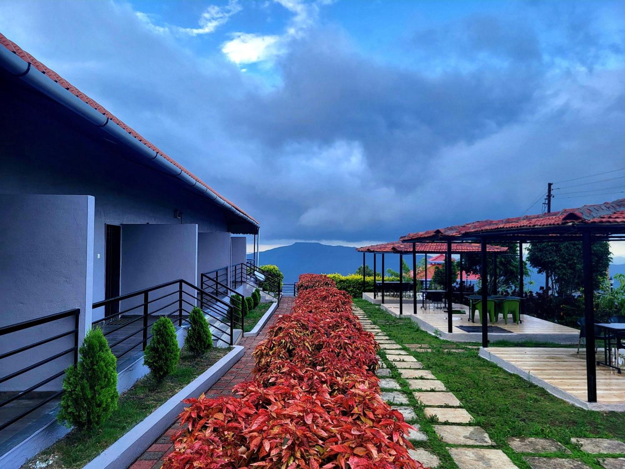 Vayu Resort - Kas Pathar Kanera Luaran gambar