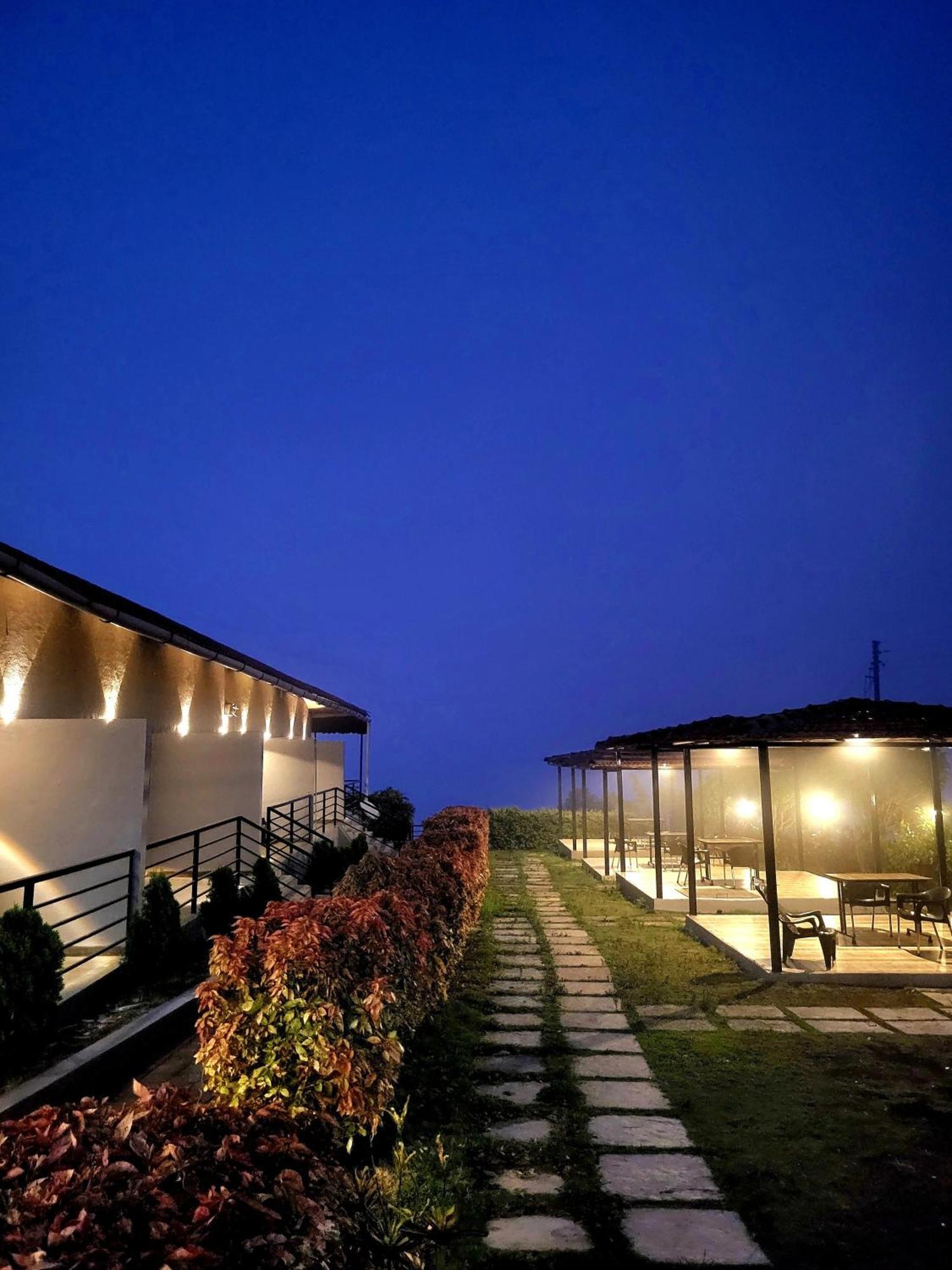 Vayu Resort - Kas Pathar Kanera Luaran gambar
